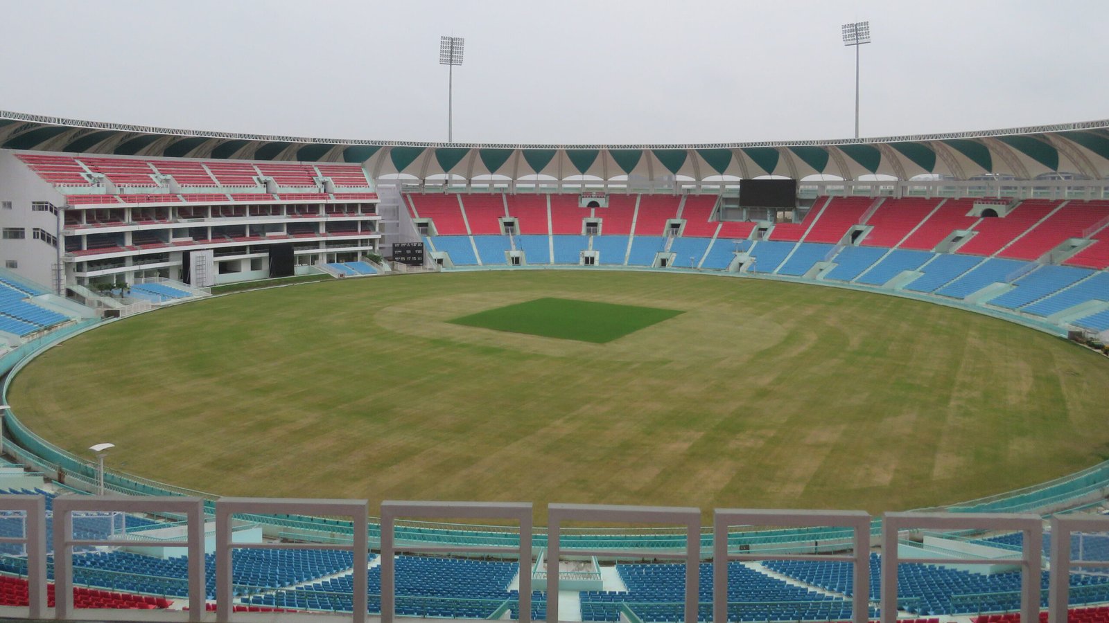 Ekana Cricket Stadium